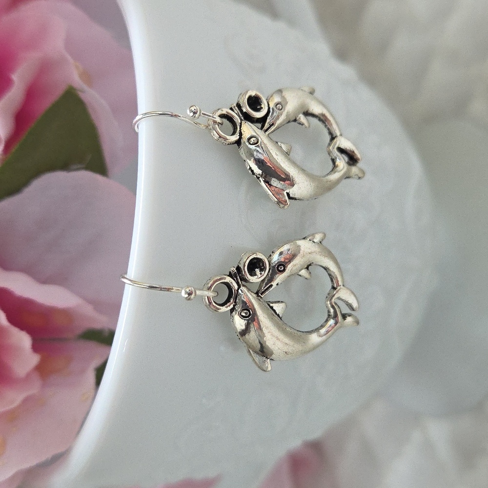 Silver Dolphin Earrings NWOT